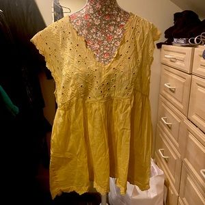Lucky Brand yellow eyelet top